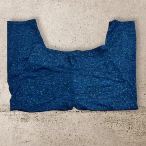 Balance Collection Capri Leggings - Picture 2 of 3